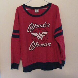 Wonder Woman Pullover Shirt Womens 2X-Large Red/Blue